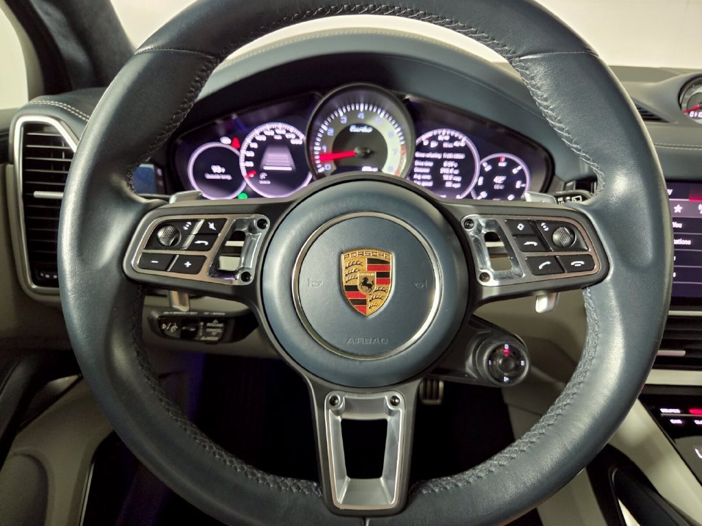 Used 2022 Moonlight Blue Metallic Porsche Turbo image 15