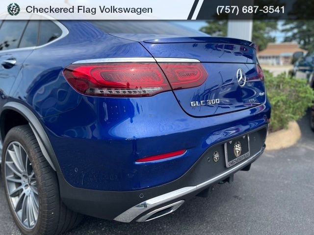 Used 2021 Lunar Blue Mercedes-Benz GLC 300 Coupe 4MATIC® image 9