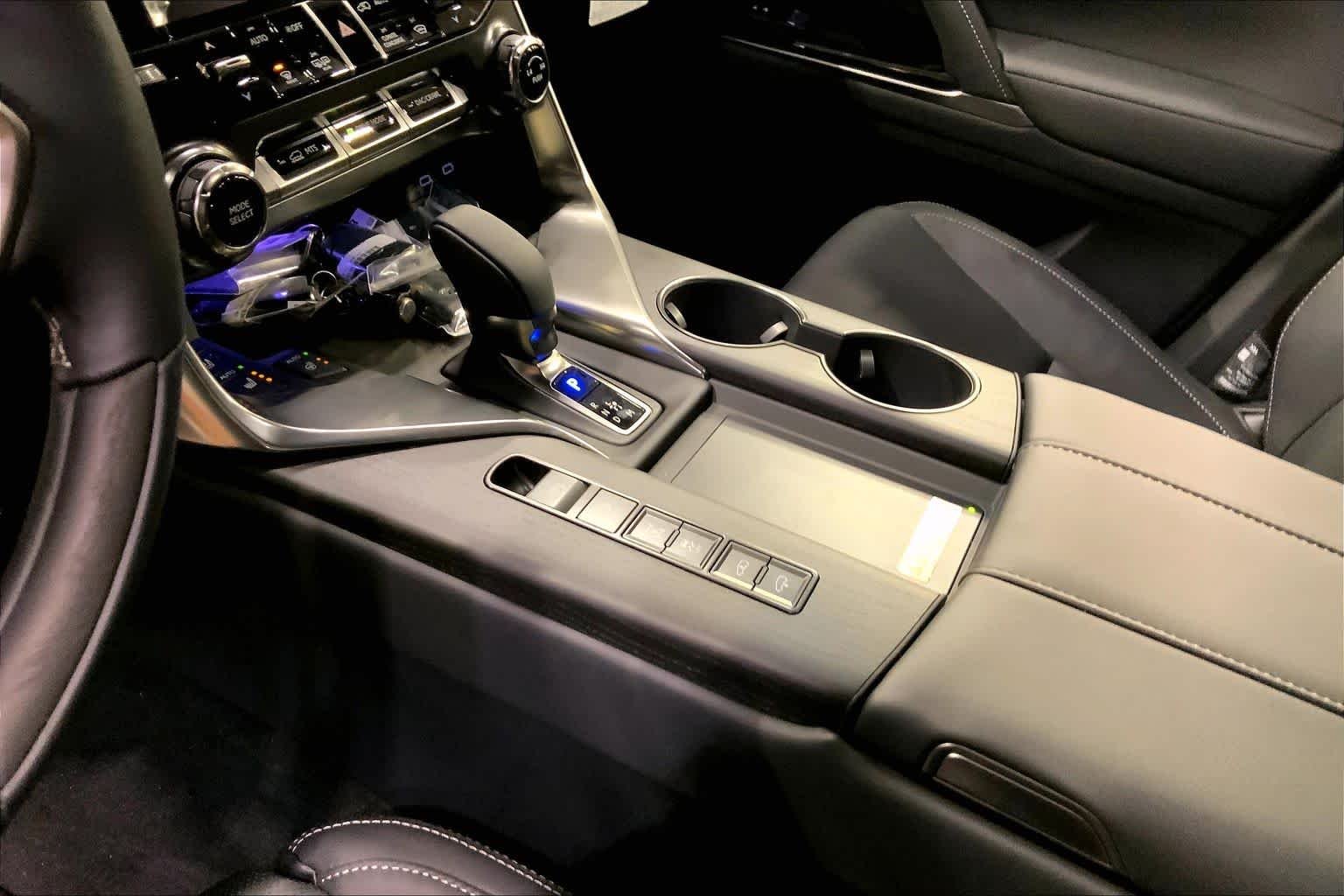 2026 Lexus LX 700h Luxury - Photo 7