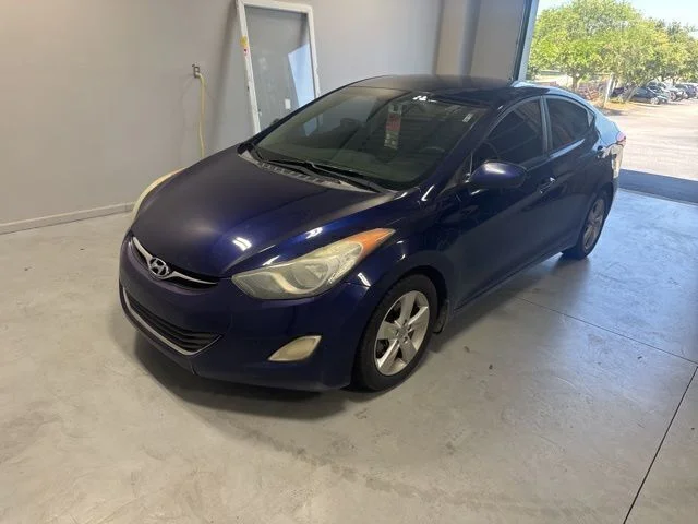 Used 2013 Blue Hyundai GLS image 28