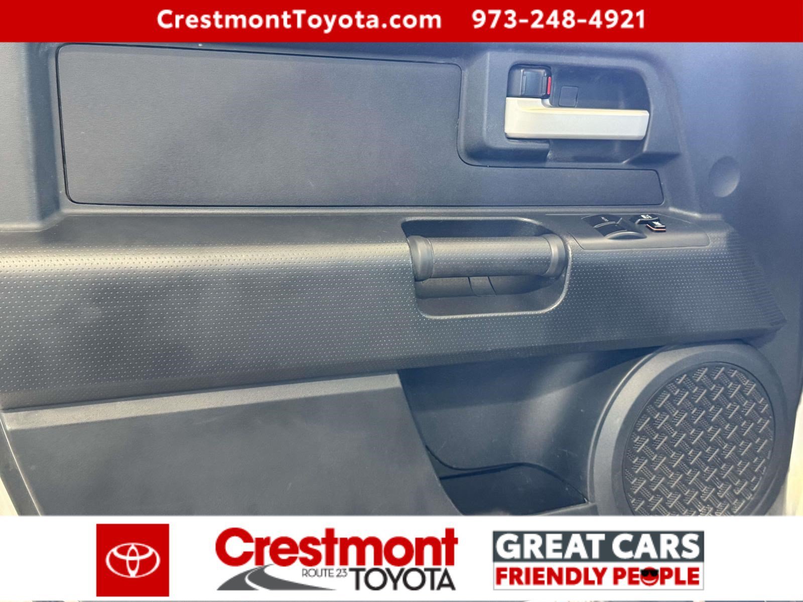 Used 2008 White/Titanium Metallic Toyota  image 15