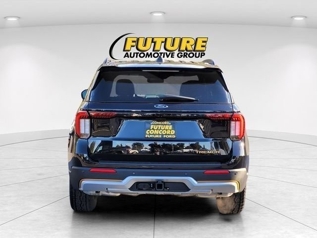 New 2026 Agate Black Metallic Ford Tremor® image 79