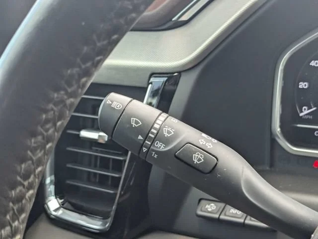 Used 2023 Pacific Blue Metallic GMC Denali image 28