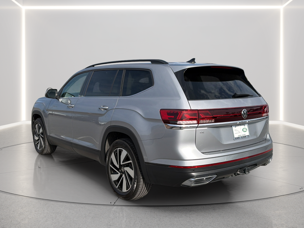 Used 2025 White Volkswagen 2.0T SE w/Technology image 15