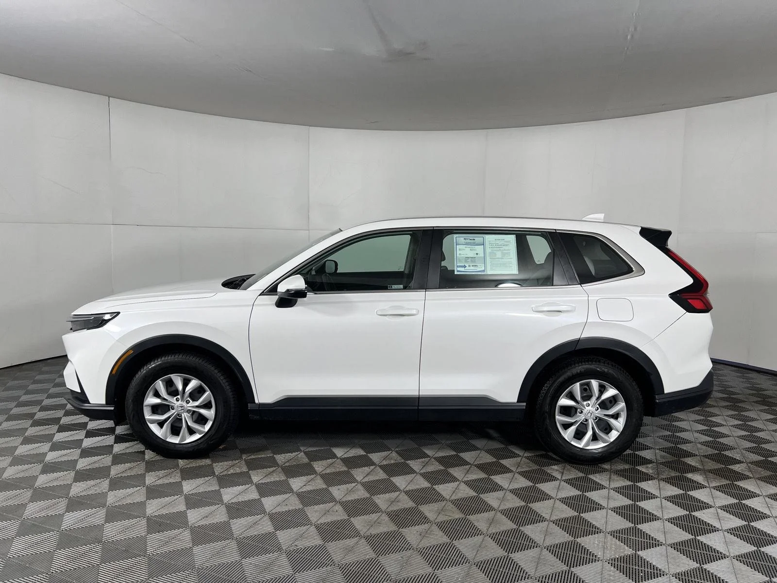 Used 2023 Platinum White Pearl Honda LX image 10