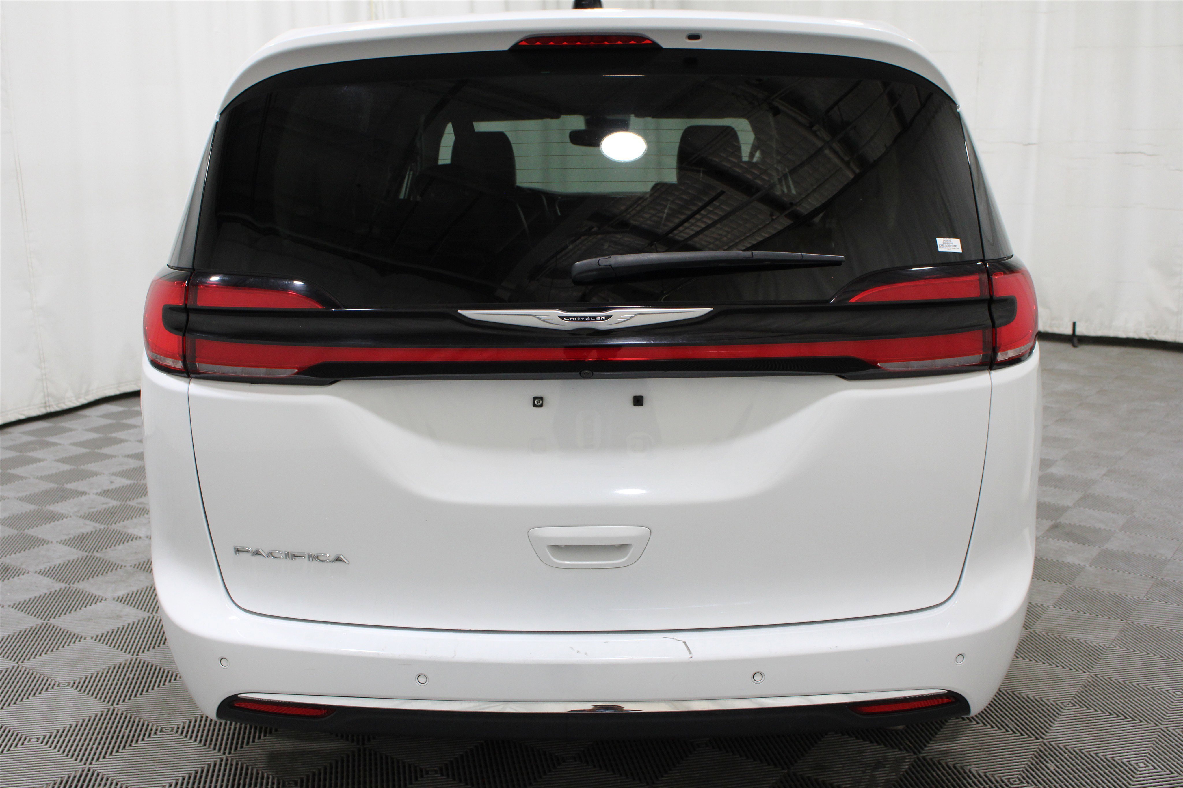 Used 2024 Bright White Clearcoat Chrysler Touring L image 31