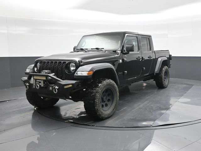 Used 2020 Black Jeep Sport image 1