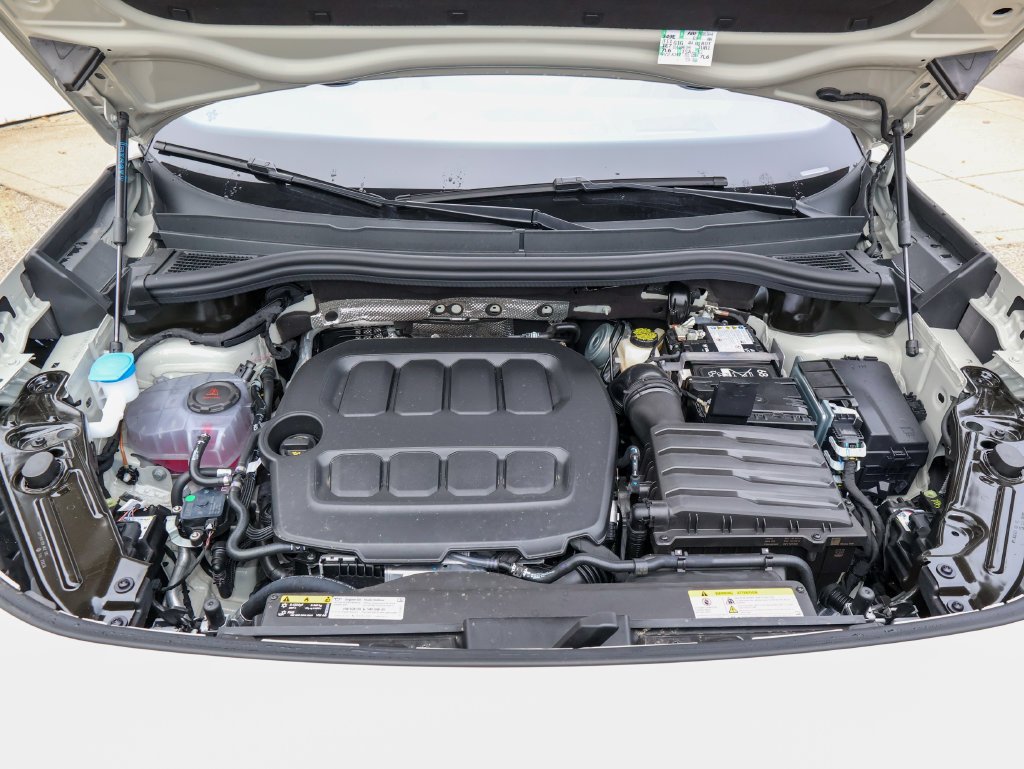 New 2027 Beige Volkswagen SEL R-Line Turbo image 38