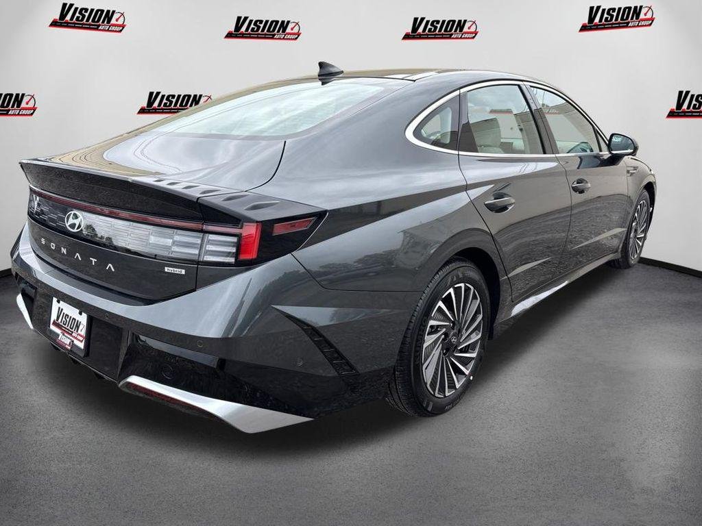 New 2026 Gray Hyundai Limited image 5