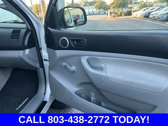 Used 2008 Silver Toyota Base image 10