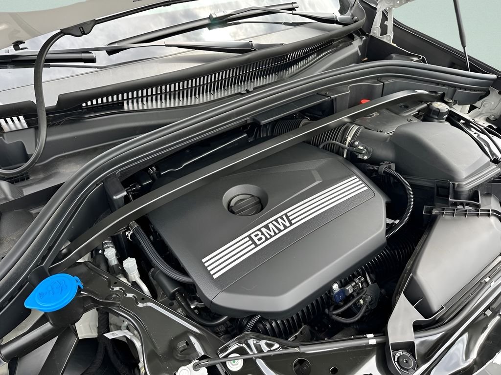 Certified Used 2023 White BMW xDrive28i image 27