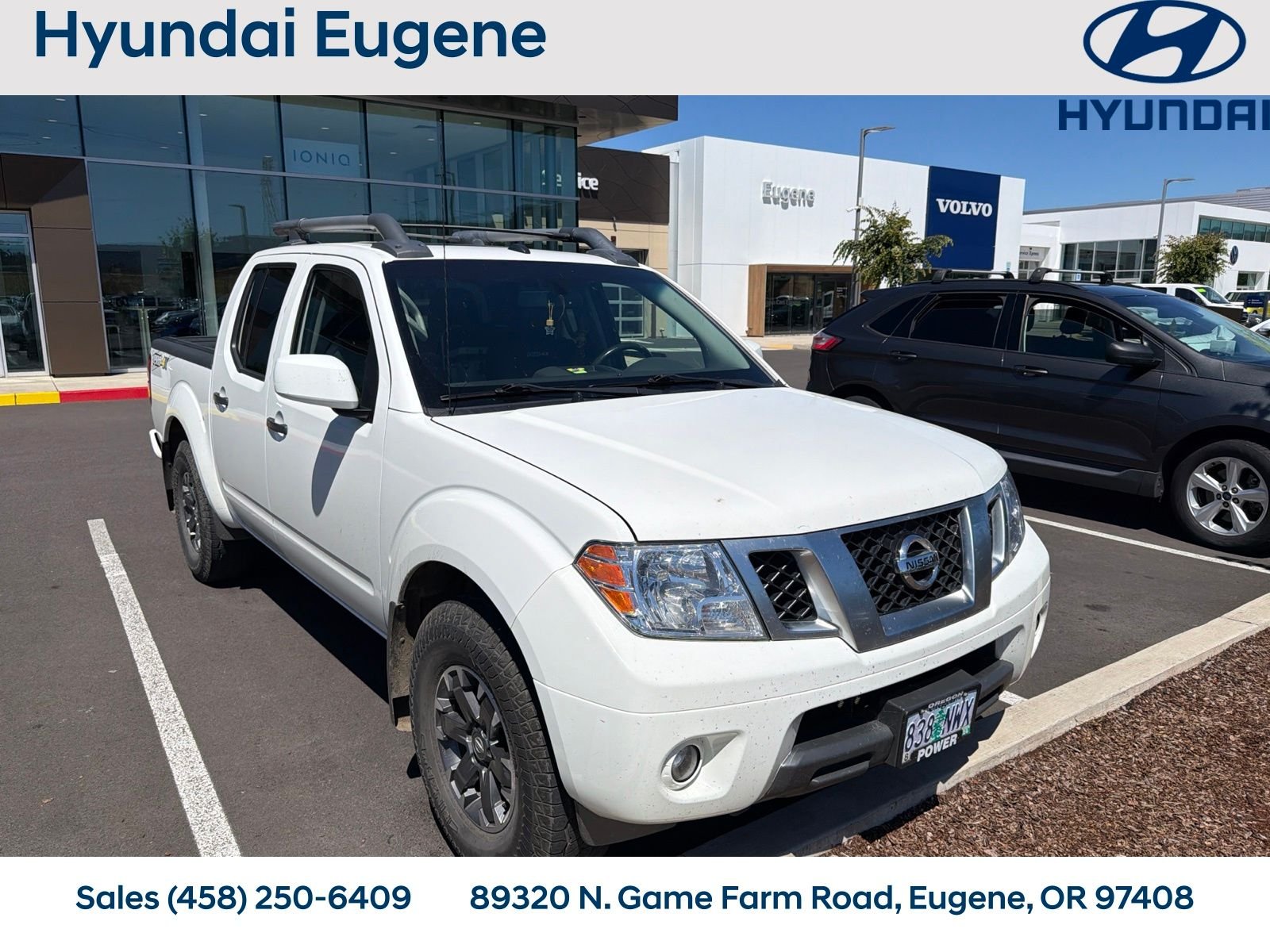 Used 2020 White Nissan PRO-4X image 2