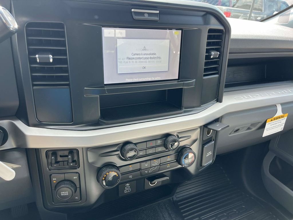 New 2026 Oxford White Ford F-350® XL image 16
