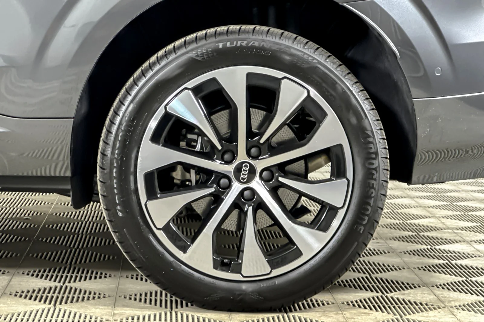 New 2026 Daytona Gray Pearl Effect Audi S line quattro image 26