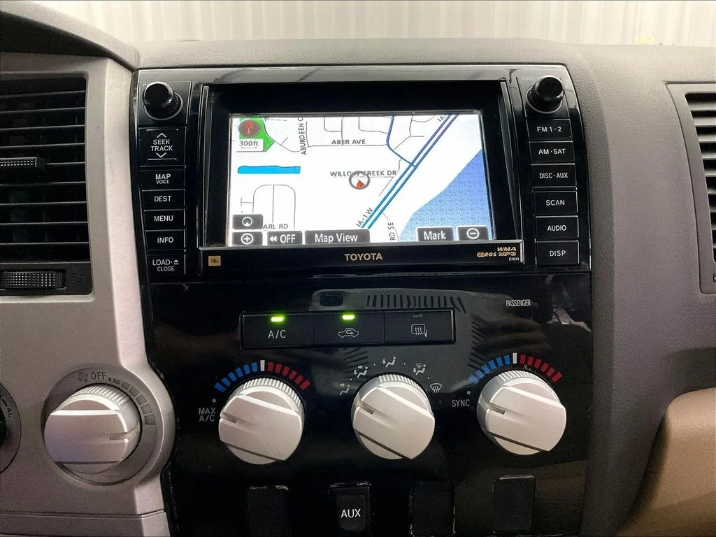 Used 2007 Beige Toyota SR5 image 36