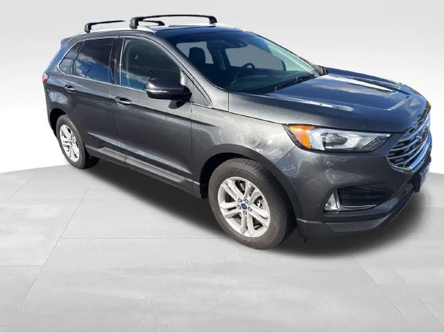 Used 2019 Gray Ford SEL image 8