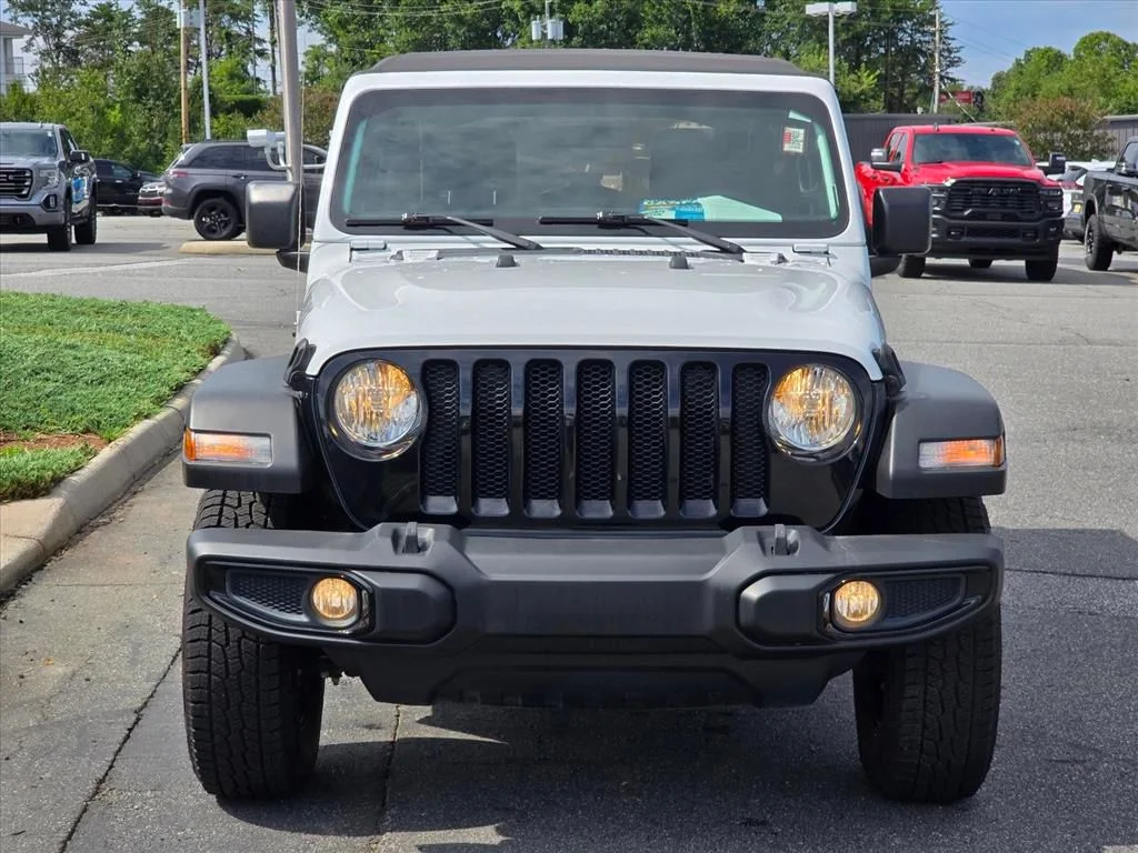 Used 2021 White Jeep Unlimited Willys image 22