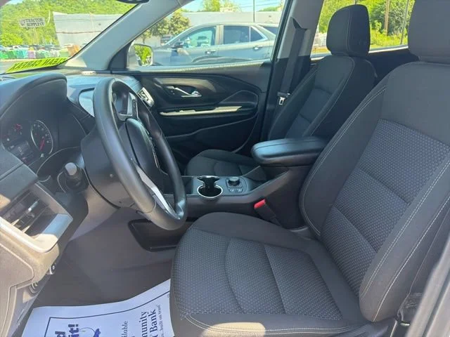Used 2024 Summit White GMC SLE image 27