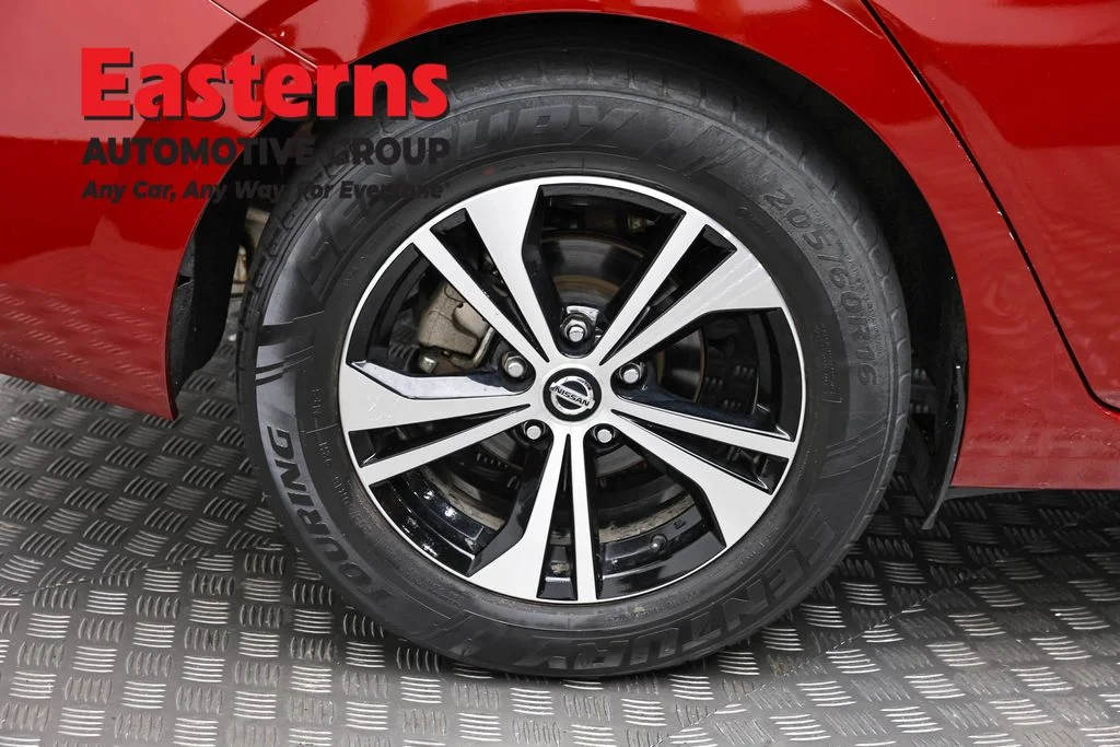 Used 2023 Red Nissan SV image 29