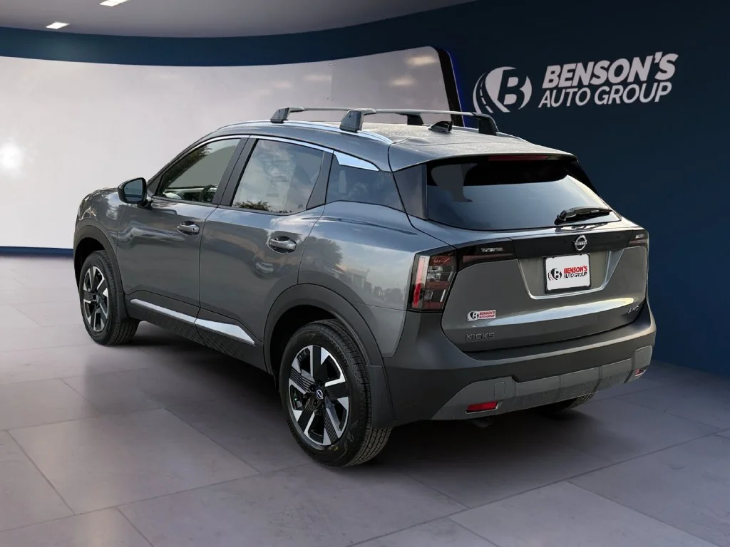 New 2027 Gray Nissan SV image 3