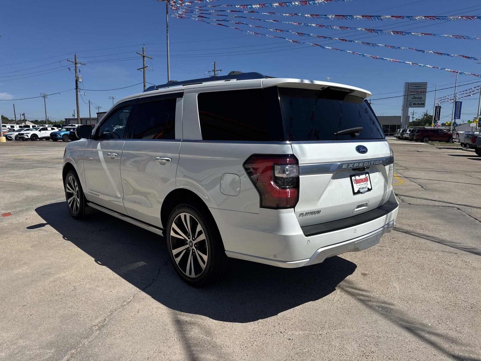 Used 2021 Star White Metallic Tri-Coat Ford Platinum image 5