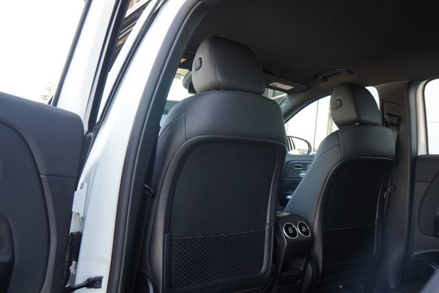 New 2026 Polar White Mercedes-Benz GLA 250 image 50