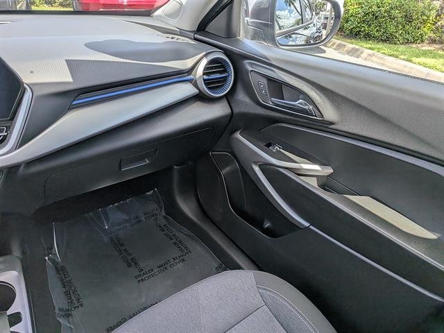 2024 Chevrolet Trax LS - Photo 16