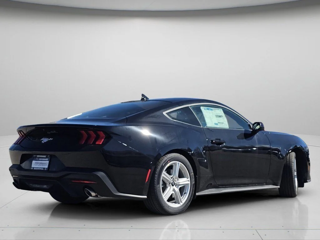 2026 Ford Mustang EcoBoost Fastback - Photo 24