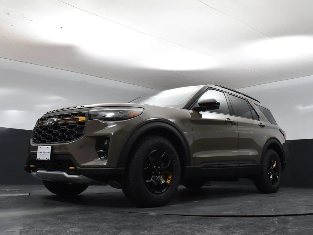 New 2026 Gray Ford Tremor image 36