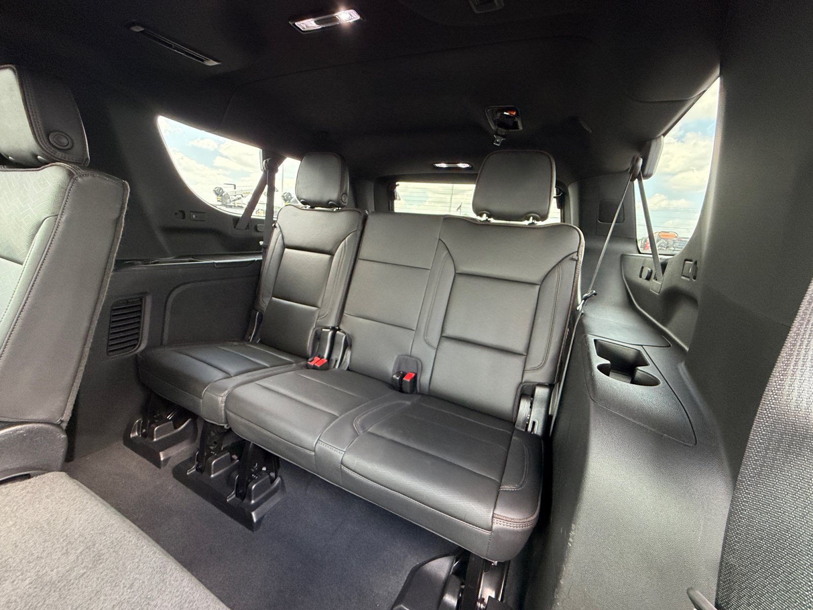 Used 2022 Black Chevrolet High Country image 21