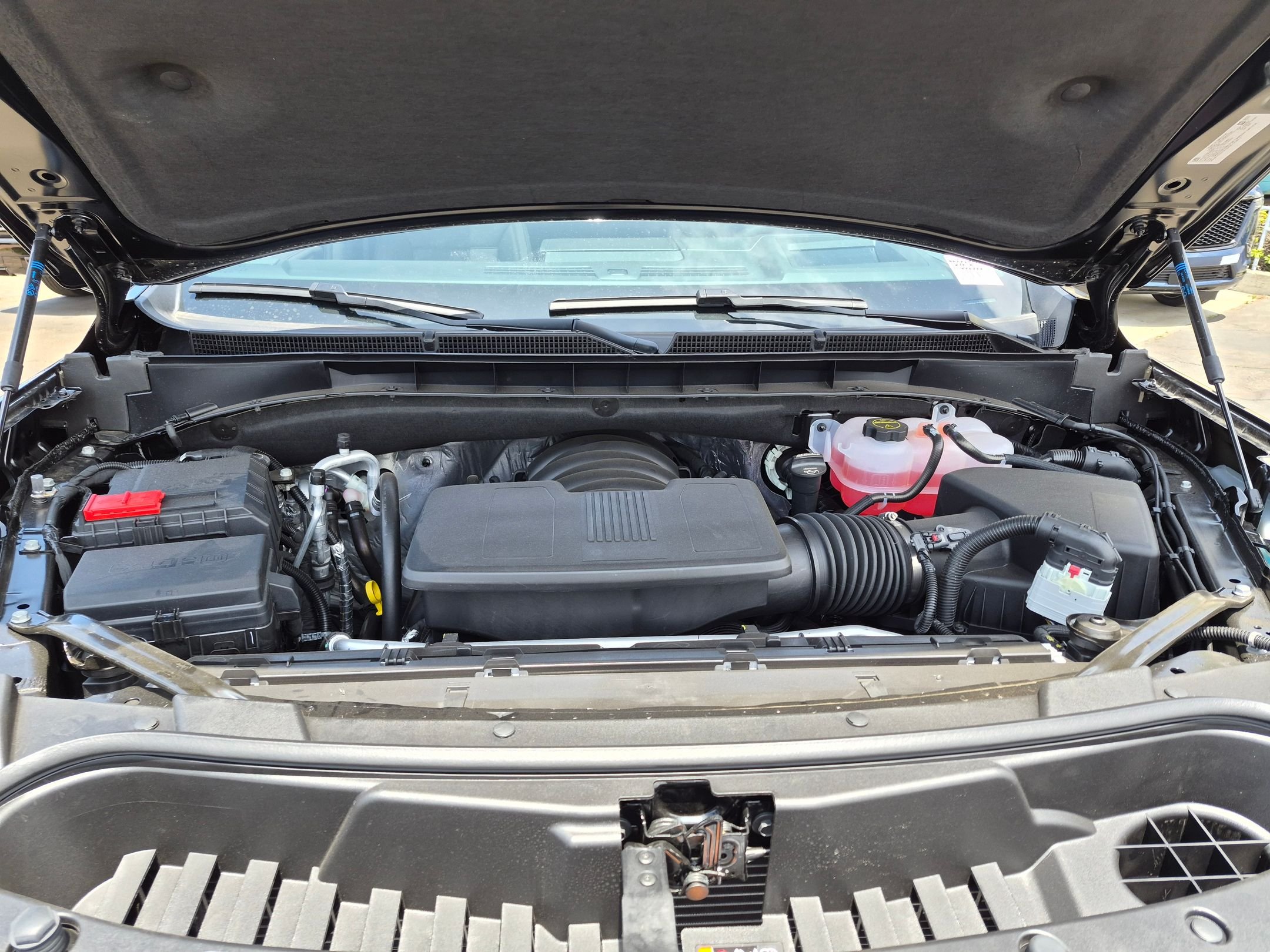 2026 GMC Yukon XL Denali - Photo 37