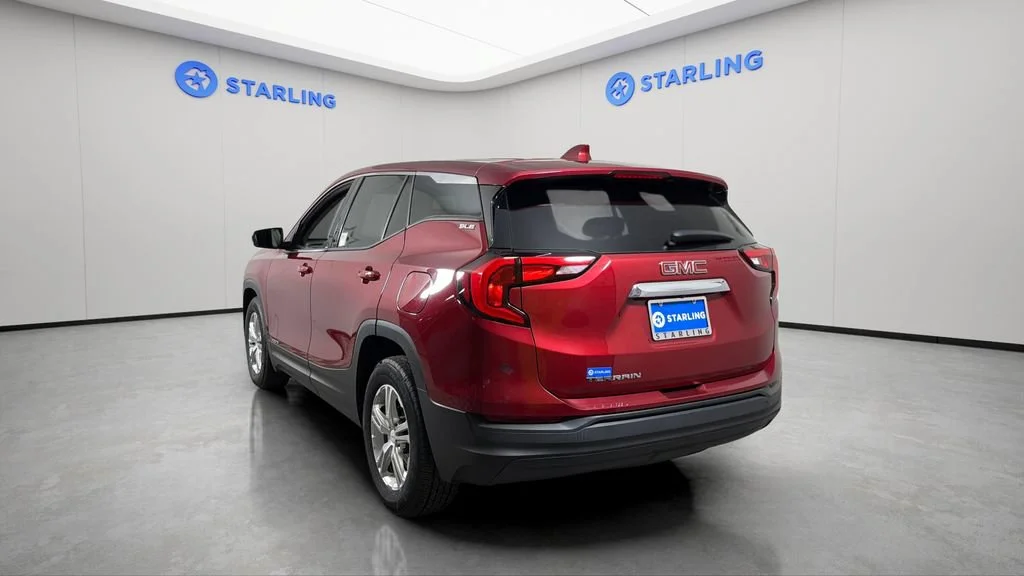 Used 2020 RED QUARTZ TINTCOAT GMC SLE image 6