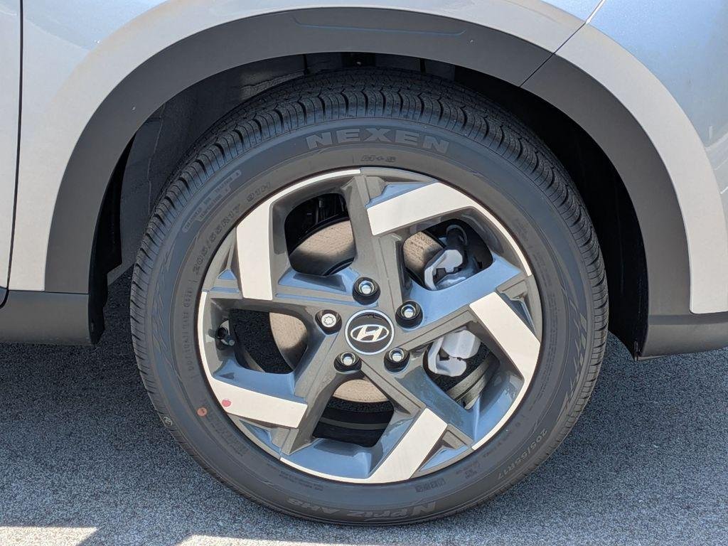 New 2026 Silver Hyundai SEL image 9