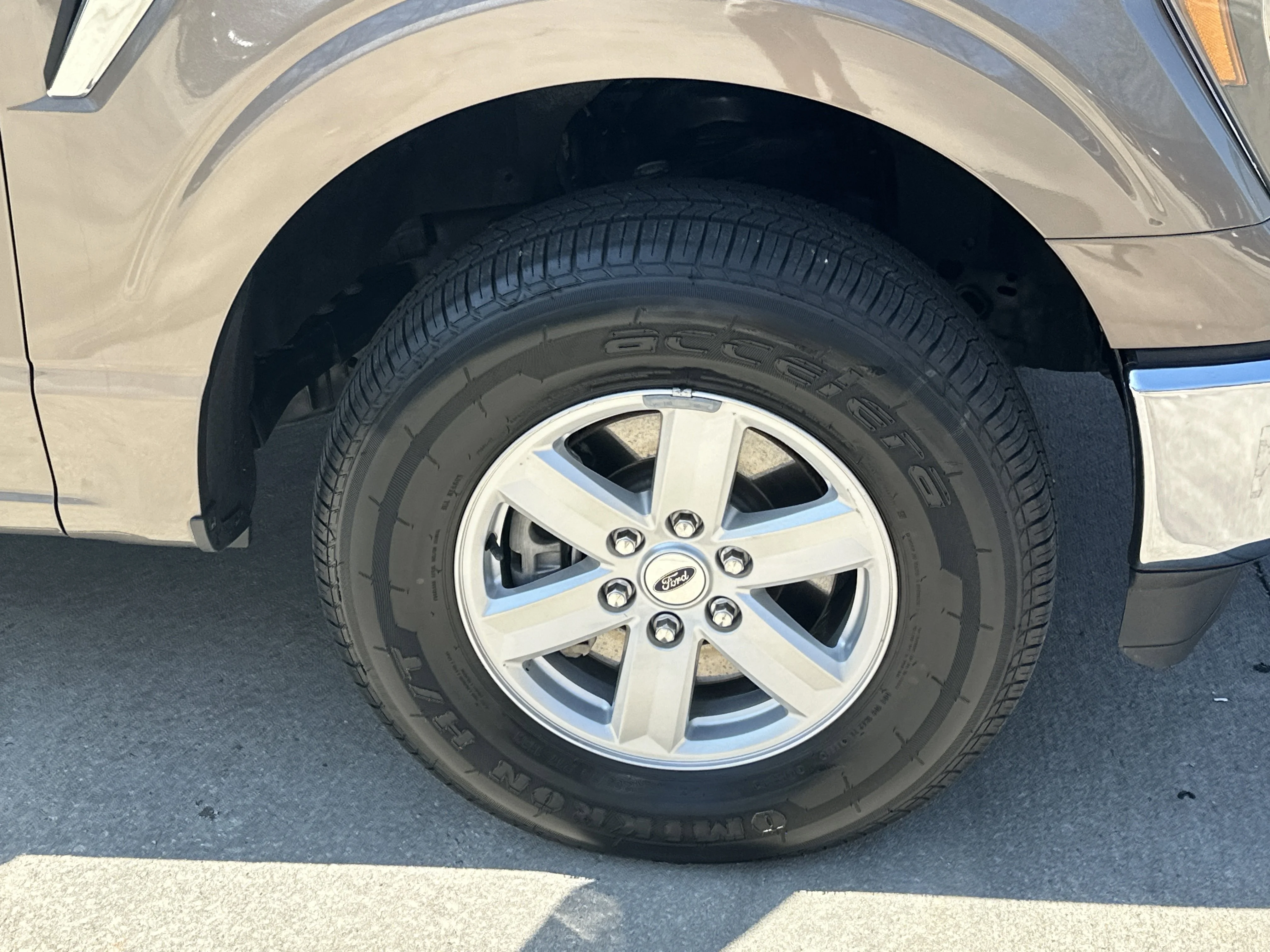 2023 Ford F-150 XLT - Photo 13