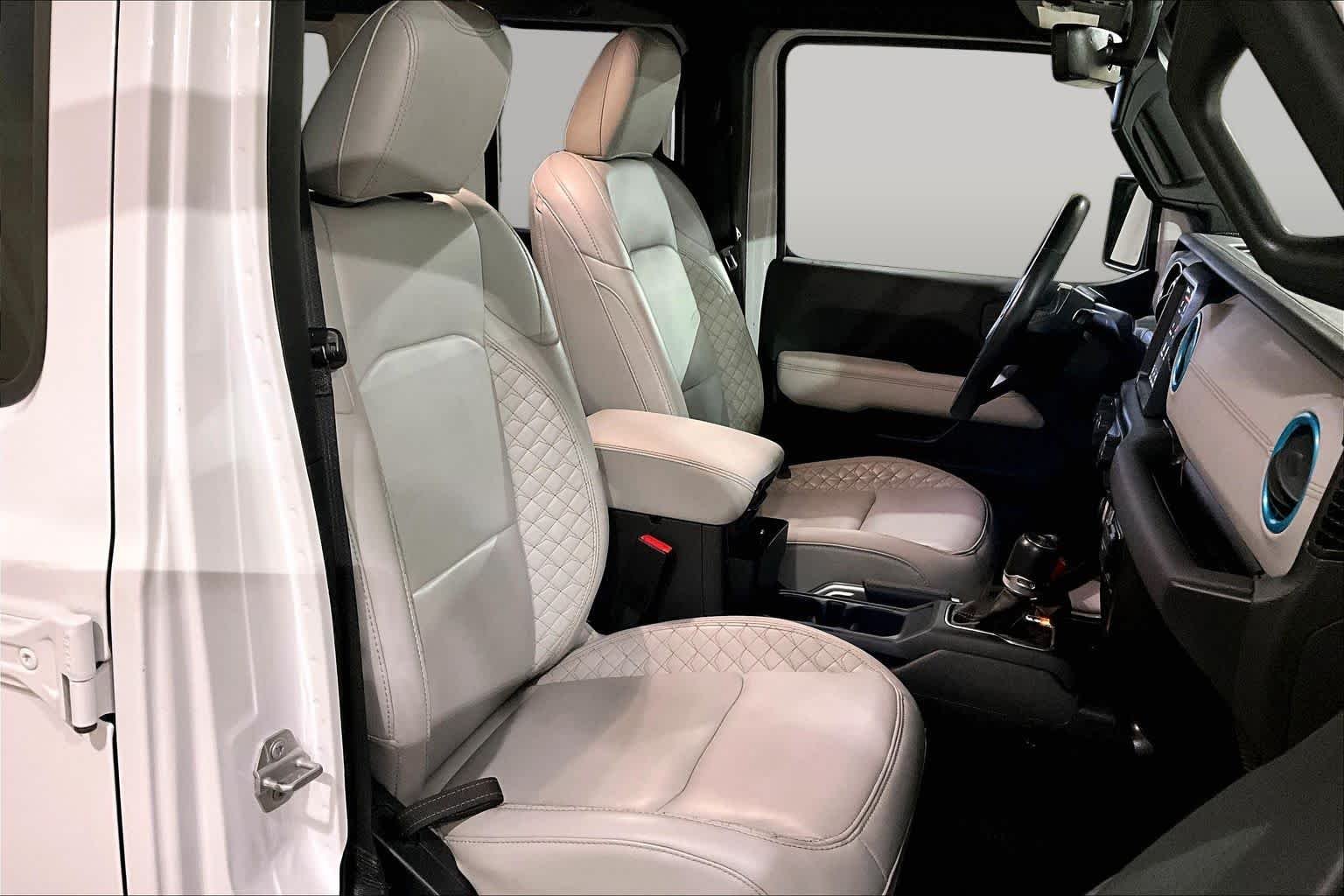 Used 2022 Bright White Clearcoat Jeep Unlimited Sahara High Altitude image 7