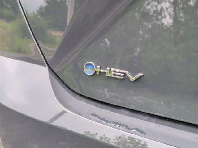 Certified Used 2025  Toyota SE image 35