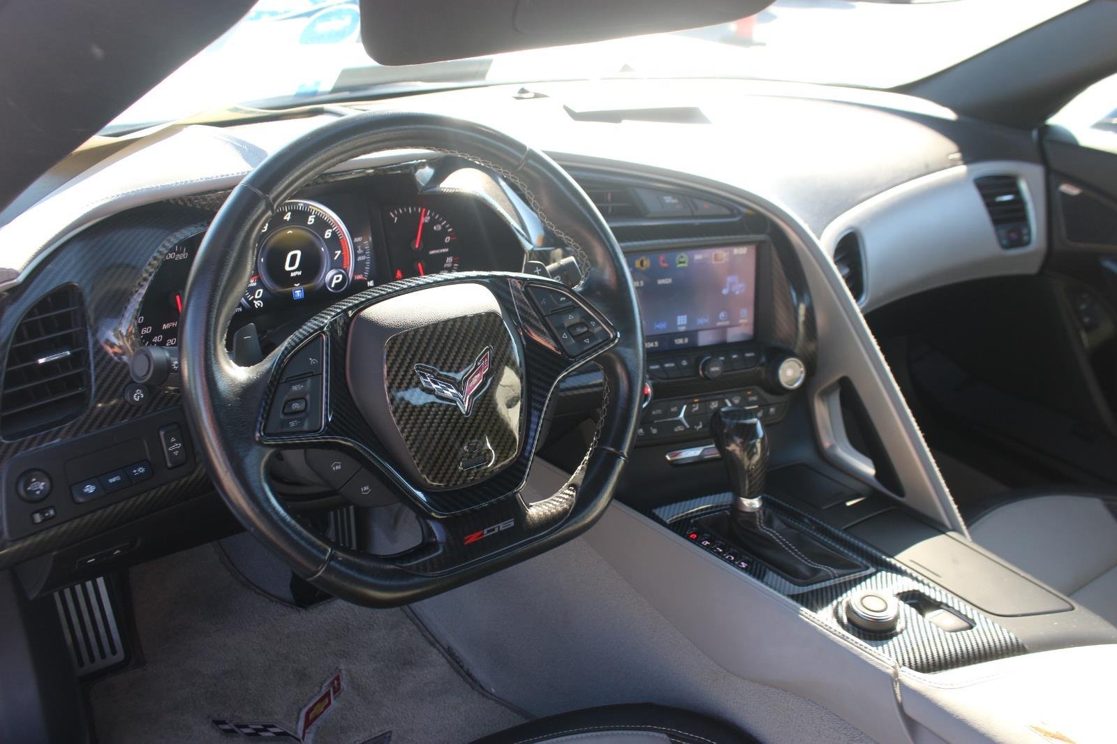 Used 2019 BLADE SILVER METALLIC Chevrolet Z06 2LZ image 17