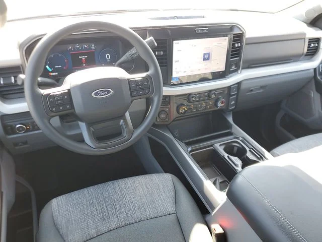 2026 Ford F-250 Super Duty XLT - Photo 13