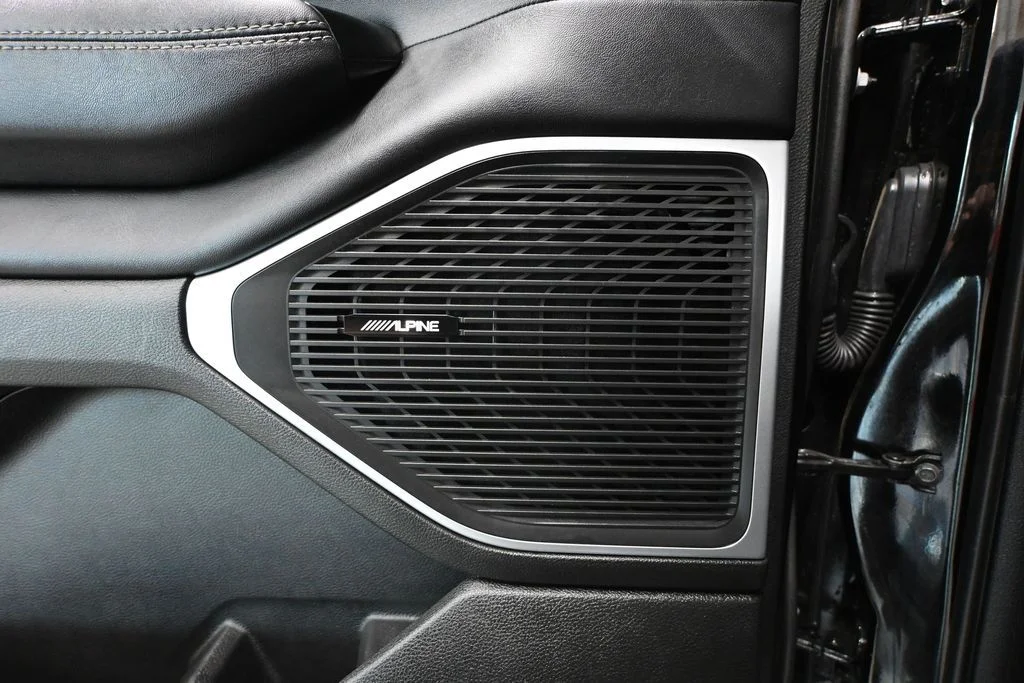 Used 2024 Black Jeep Series III image 21