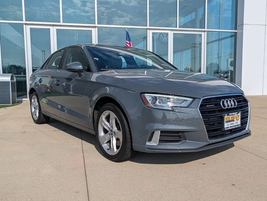 Used 2018 Gray Audi 2.0T Premium image 2