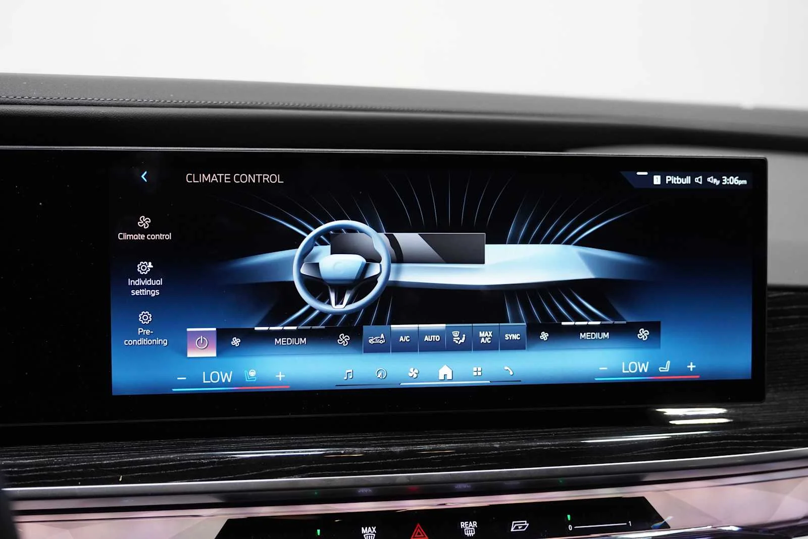 Certified Used 2025 Brooklyn Grey Metallic BMW 740i image 16