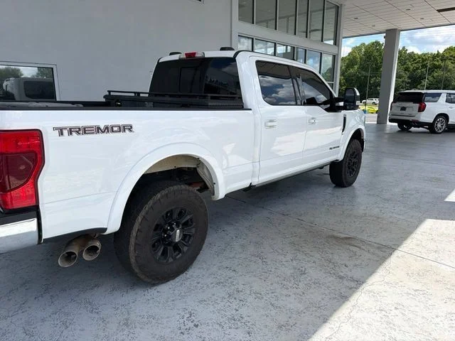 Used 2020 White Ford Lariat image 6