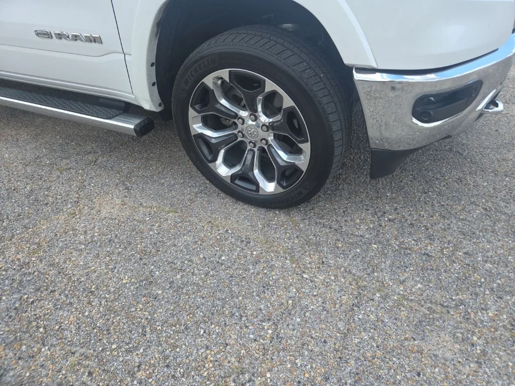 Certified Used 2019 Off-white Ram Laramie Longhorn image 14