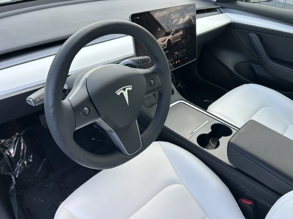 Used 2023 Pearl White Multi-Coat Tesla Base image 25