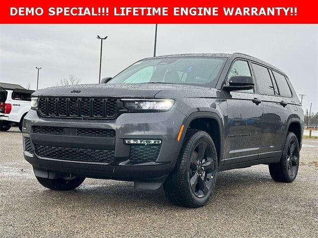 New 2025 Baltic Gray Metallic Clear-Coat Exterior Paint Jeep Limited image 3