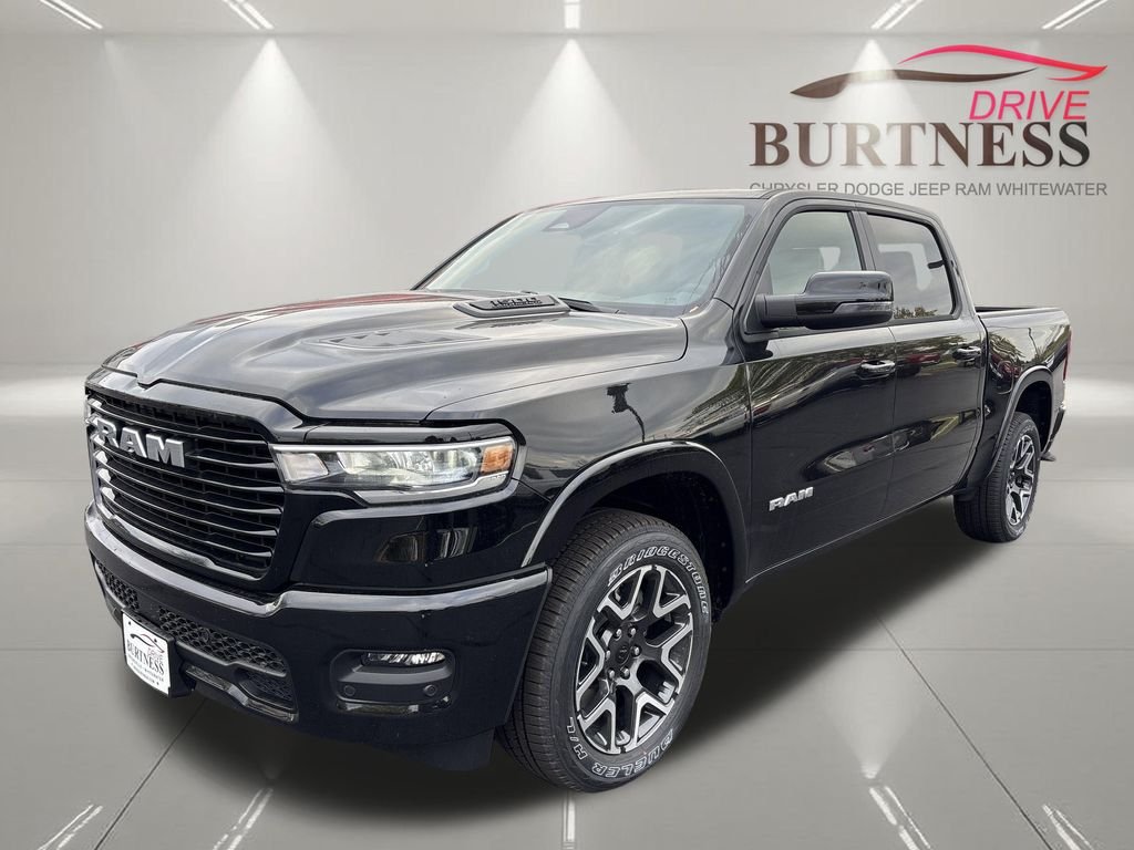 New 2026 Diamond Black Crystal Pearl-Coat Exterior Paint RAM Laramie image 4