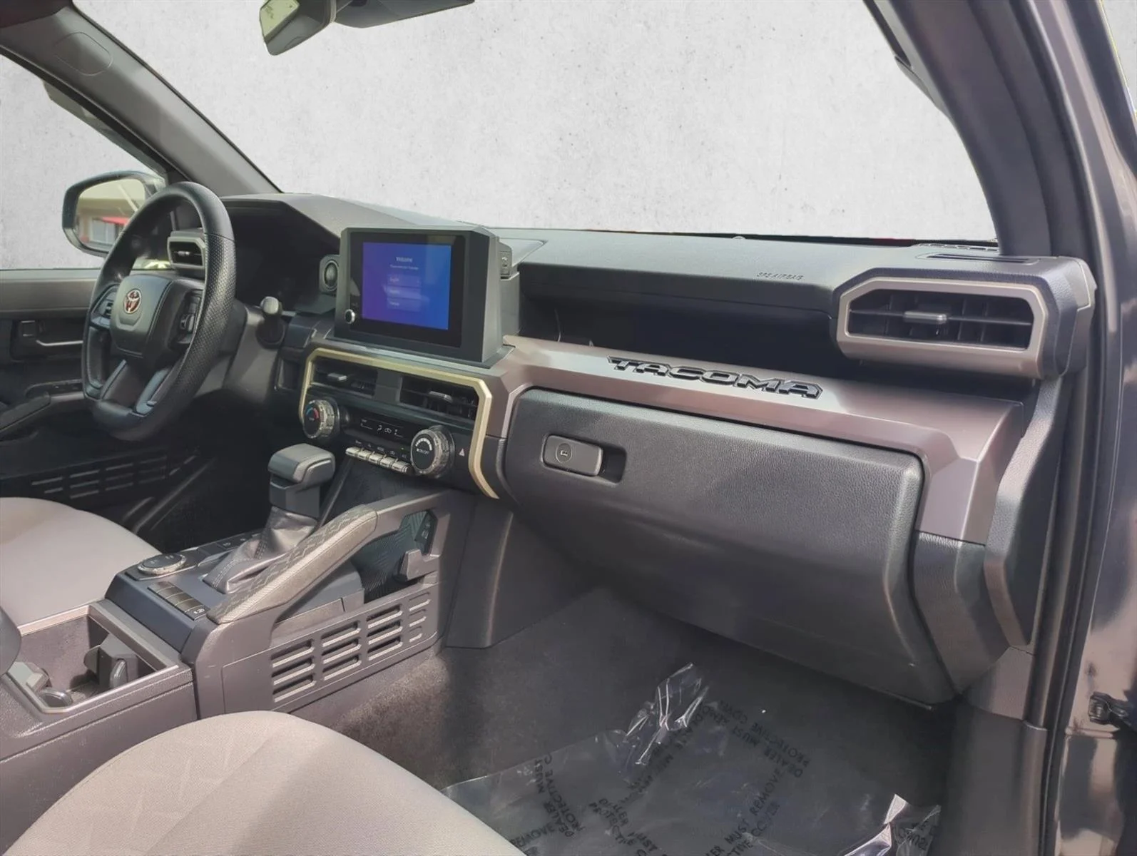 Used 2025 Underground Toyota SR5 image 28