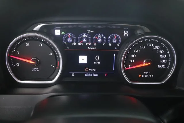 Used 2022 White Chevrolet High Country image 23