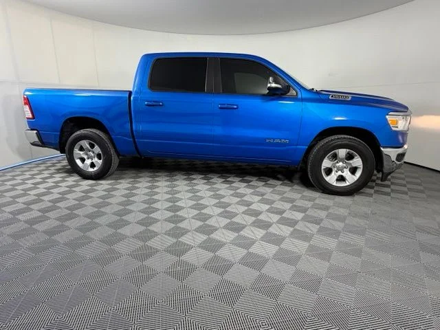 Used 2022 Blue Ram Big Horn/Lone Star image 9