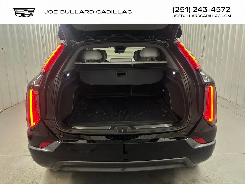 2025 Cadillac OPTIQ Sport 2 - Photo 15